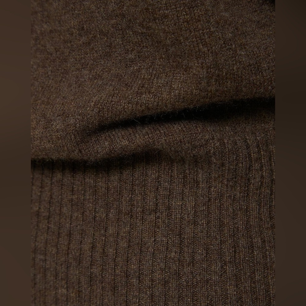 NWT Reformation Arco Cashmere sleeveless turtleneck sweater in Cocoa size XS - Picture 3 of 13